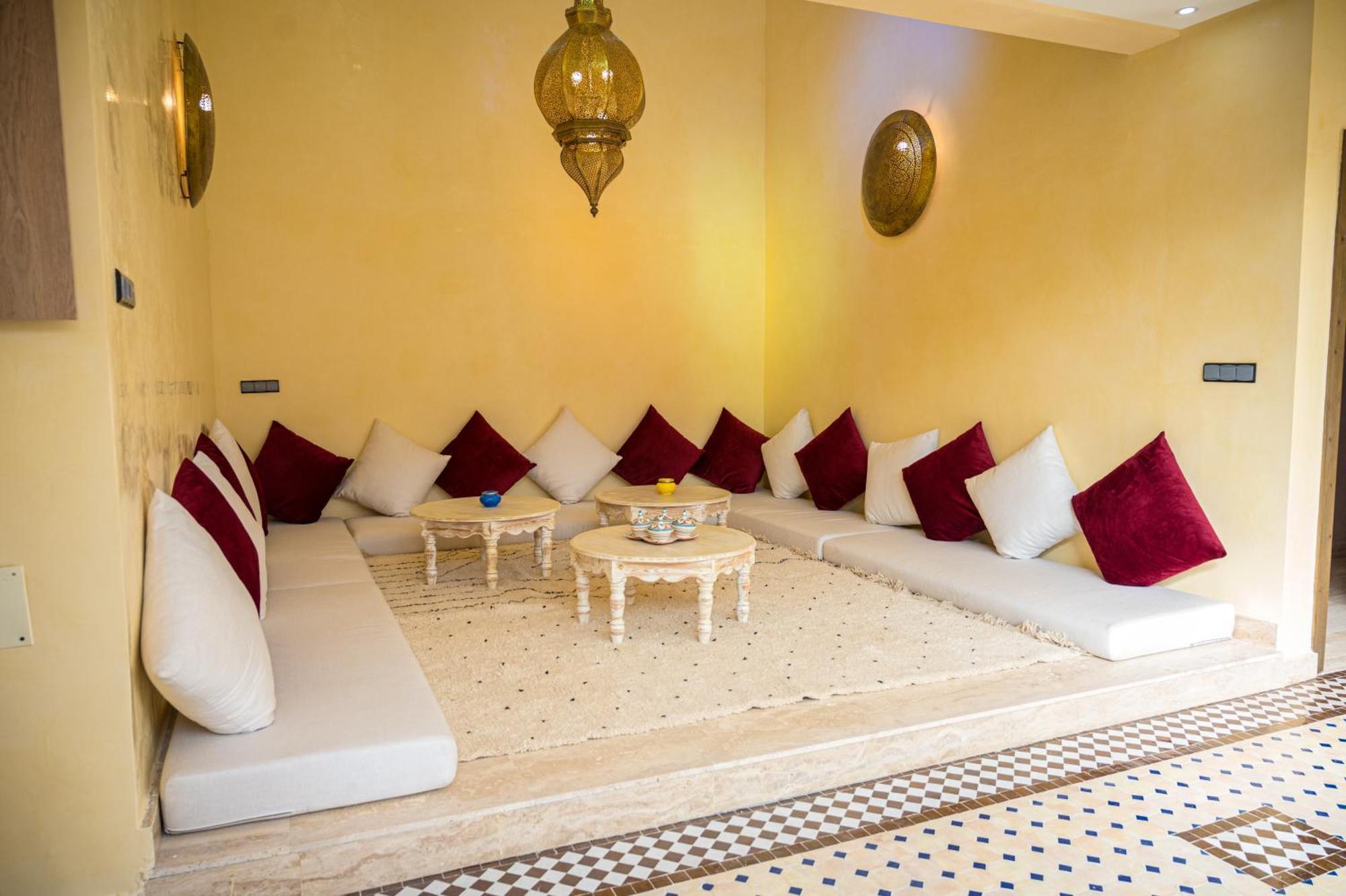 Riad Tonaroz Marrakesh Exterior photo